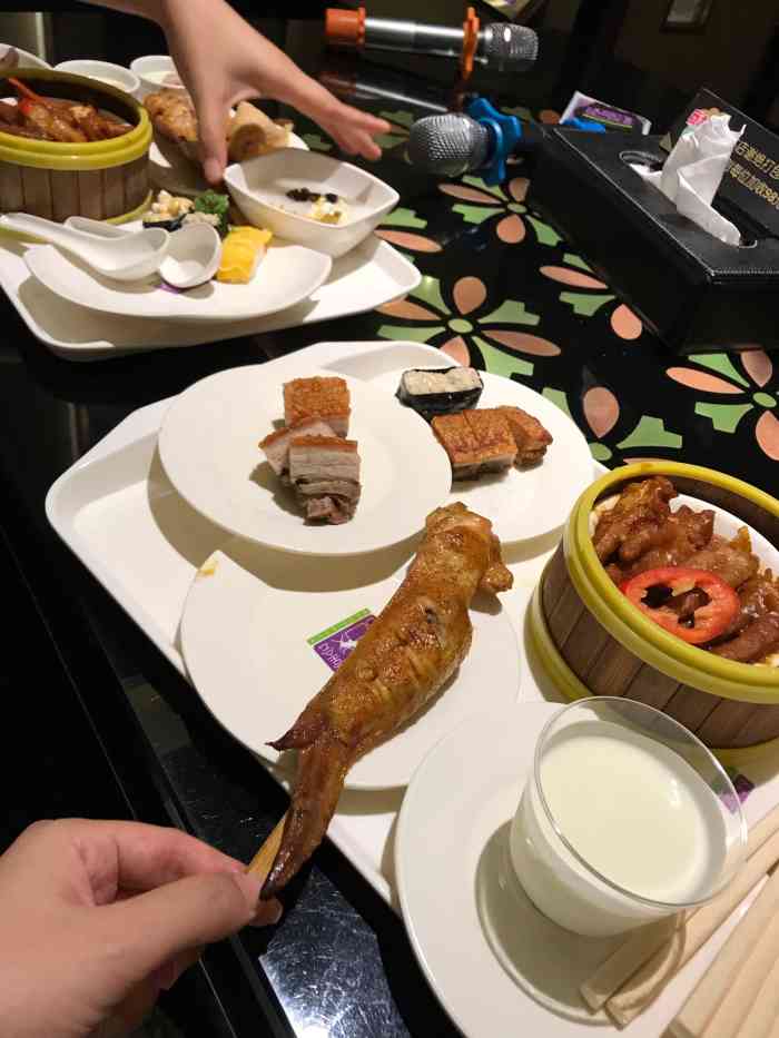 岭南第一锅(萝岗万达店)-"这家店位置萝岗万达香雪美食街前段路位置,.