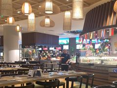 -齐河孔雀王温泉酒店·金孔雀自助百汇