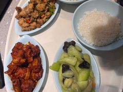 -荣华基·现炒快餐(肇嘉浜路店)