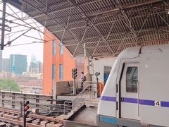 -宝山路(地铁站)