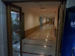 -威德钻石-克拉钻大本营(南京东路店)