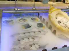 -绿岛港轩海鲜烤肉涮锅自助餐厅