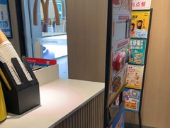 -麦当劳(卫星广场店)