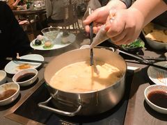 手工鲜虾滑-捞王锅物料理(上海世茂广场店)