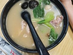 香菇炖鸡米线-老妈米线(金座店)