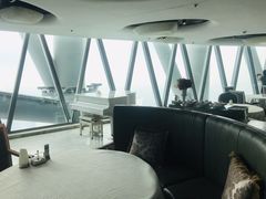 -广州塔卢特斯法国旋转餐厅