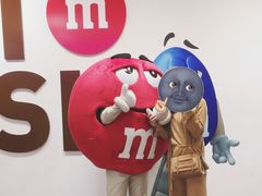 -m豆巧克力世界(上海世茂广场店)