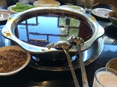 -冯记香辣兔火锅(茶店子总店)