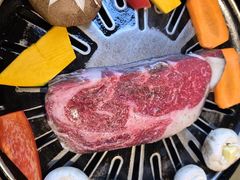 -炼火烤肉店