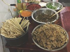 -矮子粉店1985·长沙米粉(湘春路店)