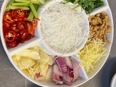 -官塘陈记鱼生·潮汕砂锅粥·牛肉火锅(潮枫路总店)