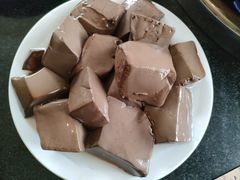 -周老三跷脚牛肉·全牛火锅(非遗传承店)