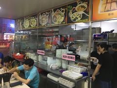 -华威达牛庄(黄埔大道西店)