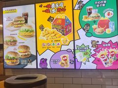 -麦当劳(莘松路芭比伦DT店)