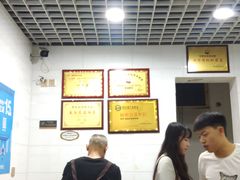 -覃肥叔桂林米粉(粮道街店)