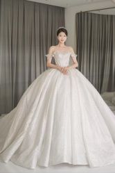 -派丽莫Pellimo原创设计婚纱品牌