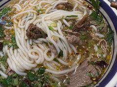 -云阿蛮云南生烫牛肉米线(奉贤路店)