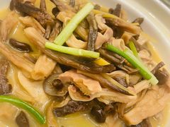 -饭怕鱼·黄焖鲟龙鱼(湖大店)