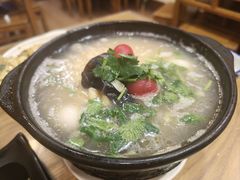 -三鞭一花·独一处·元英砂锅(海光寺店)
