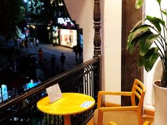 -猫的天空之城概念书店(杭州南宋御街店)