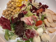 烤鸡奶酪蔬菜披萨-城市大道红炉披萨烘焙坊