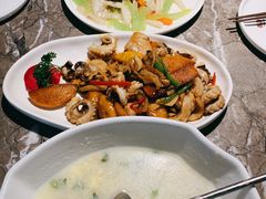 -前海沿·青岛菜(李沧万达店)