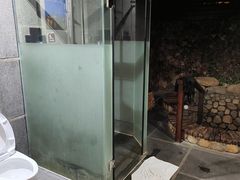 -水底山庄园温泉