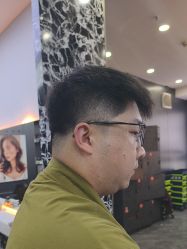 -米可造型烫发染发