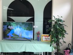 -美酷口腔牙齿矫正(江桥万达店)
