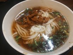 -矮子粉店1985·长沙米粉(湘春路店)