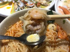 馄饨竹升面-全渔村小海鲜