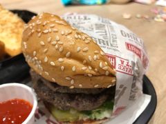 -The Habit Burger Grill 哈比特汉堡(爱琴海店)