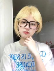 -IU潮牌·SALON