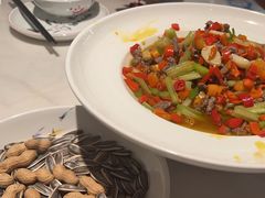 -蜀香格格•剁椒鱼头(龙西店)
