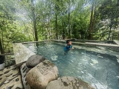 -花水湾第一村温泉大酒店