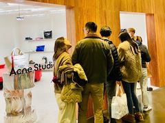 -Acne Studios(芮欧百货店)