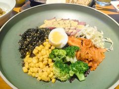 -豪客嘉族·麦尼顿西餐厅(乐福天下店)