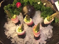 牛吃嫩草-捞王猪肚鸡火锅(财富中心店)