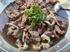 -大众跷脚牛肉馆·非遗传承单位(峨眉山店)