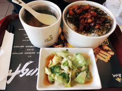 酸菜卤肉饭-真功夫(搜秀城店)