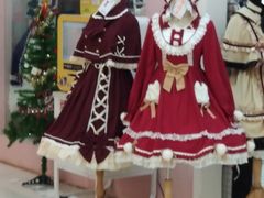 -甜镜物语 LOLITA·汉服·JK制服三坑生活馆(滨江道店)