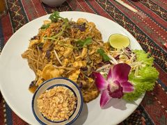 -Tikky Cafe
