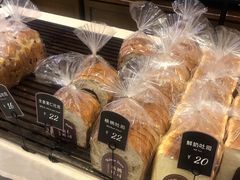 -红跑车蛋糕世界(网巾市店)