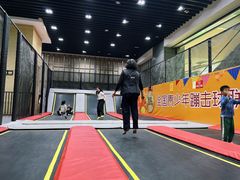 -嗨马乐动室内潮玩运动·团建·轰趴·桌游(南丰汇店)