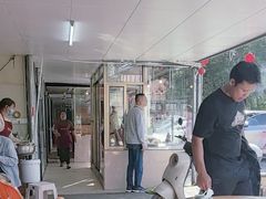 -洲心街道青联村镜记烧肉