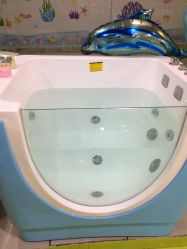 -小鸭先知婴儿游泳馆