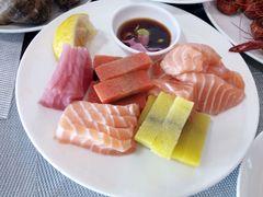 -荣誉国际酒店-云顶旋转餐厅