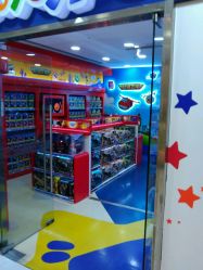 -玩具反斗城(正大广场店)
