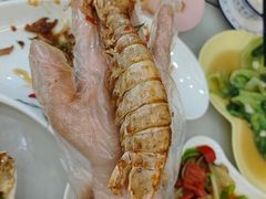 -覃记海鲜美食餐厅