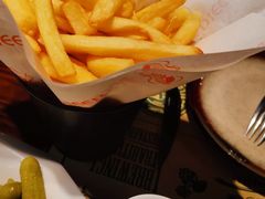 -马迭尔德式西餐精酿啤酒屋(中央大街店)